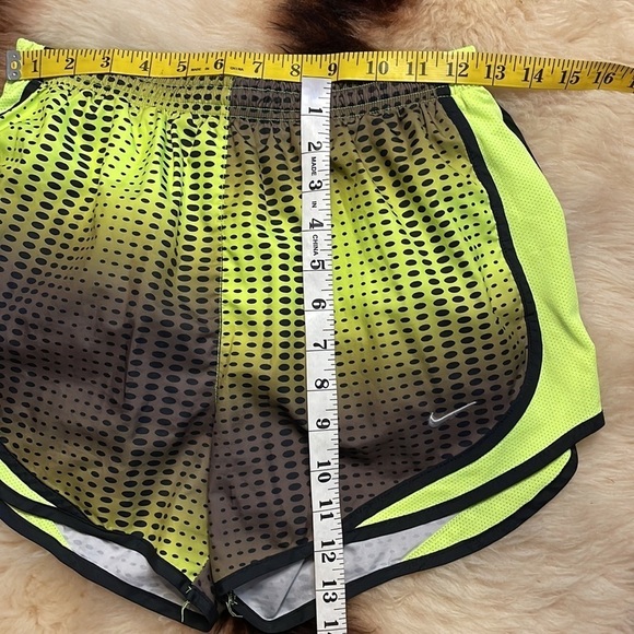 Nike‎ Shorts - Picture 7 of 8